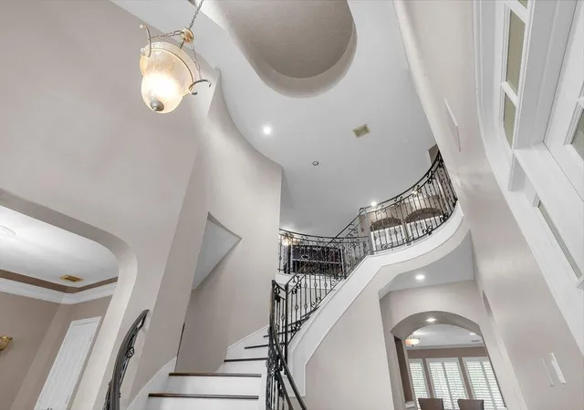 Photo 4 of Single family home for sale at 22118 Oakcreek Holw Ln, Katy, TX 77450 | MLS# 21365467 | Listing updated on 2026-10-10