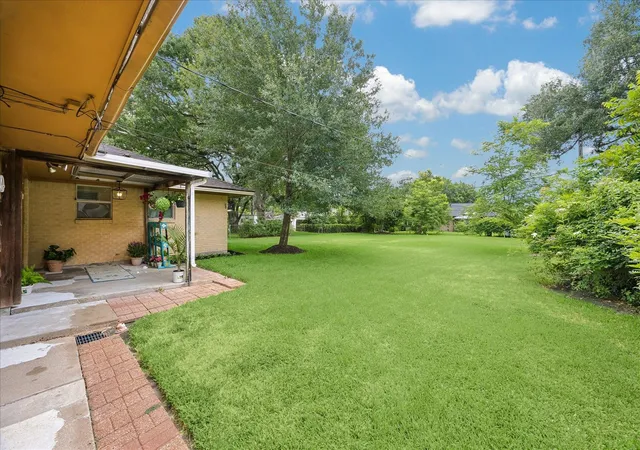 19th image of 5615 Burlinghall Dr, Houston, TX 77035 | MLS# 21375111