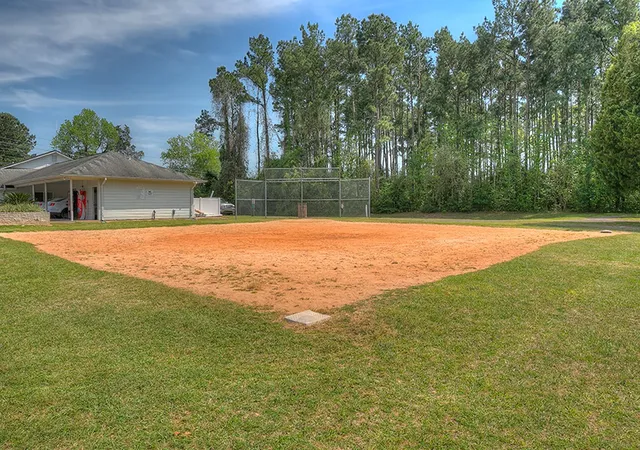 Photo 48 of Single family home for sale at 101 Lakeside Dr, Conroe, TX 77356 | MLS# 44242047 | Listing updated on 2026-10-03