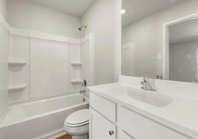 Photo 4 of Sale Pending at 8319 Sunberry Shadow Dr, Houston, TX 77016 | MLS# 80641954 | Listing updated on 2026-08-28