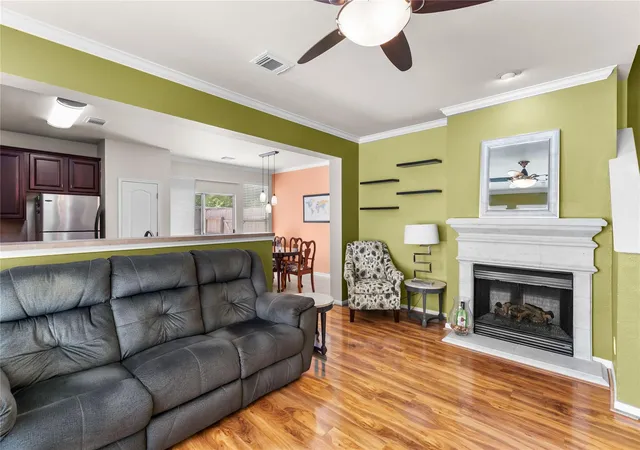 Photo 3 of Sale Pending at 7911 Barnes Ridge Ln, Houston, TX 77072 | MLS# 36256225 | Listing updated on 2026-09-10