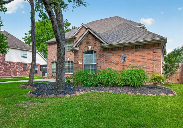 Photo 2 of Single family home for sale at 3226 Oak Park Ln, Missouri City, TX 77459 | MLS# 16942485 | Listing updated on 2026-08-14