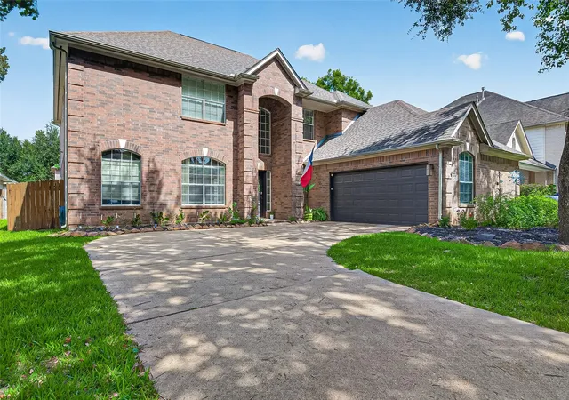 Photo 3 of Single family home for sale at 3226 Oak Park Ln, Missouri City, TX 77459 | MLS# 16942485 | Listing updated on 2026-08-14