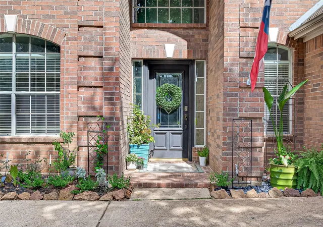 Photo 3 of Single family home for sale at 3226 Oak Park Ln, Missouri City, TX 77459 | MLS# 16942485 | Listing updated on 2026-08-14