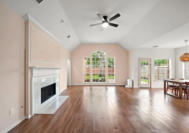 5th image of 7319 Emerald Glen Dr, Sugar Land, TX 77479 | MLS# 69713337