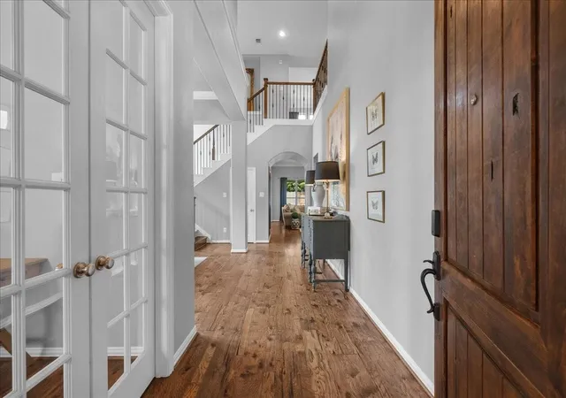 2nd image of 904 Cozy Hollow Ct, Friendswood, TX 77546 | MLS# 50290255