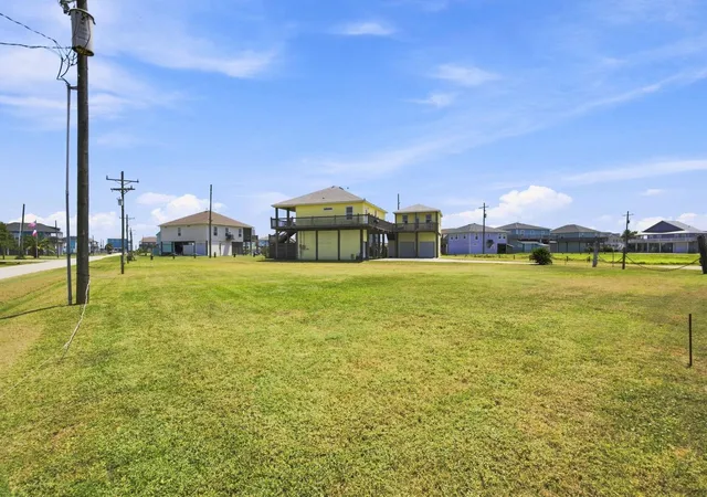 Photo 3 of Single family home for sale at 2426 Sand Bar Ln, Port Bolivar, TX 77650 | MLS# 13083923 | Listing updated on 2026-08-22