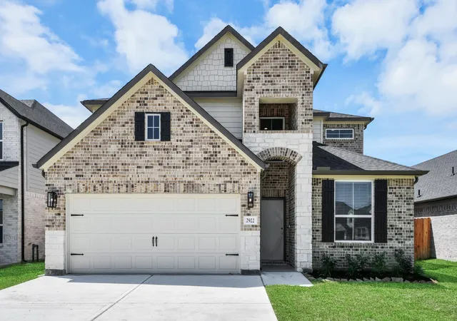 Photo 3 of Single family home for sale at 16019 Sycamore Maple Ln, Cypress, TX 77429 | MLS# 68323649 | Listing updated on 2026-09-18