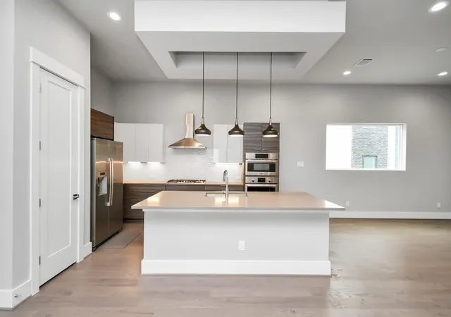 2nd image of 1617 Wheeler St #D, Houston, TX 77004 | MLS# 94569601
