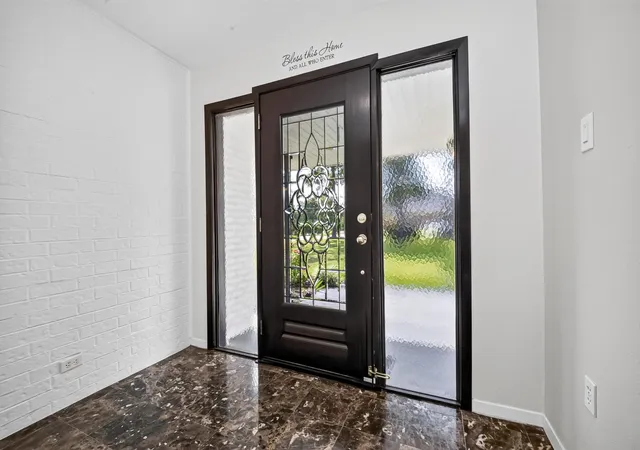 Photo 3 of Single family home for sale at 23 Winged Ft Dr, Conroe, TX 77304 | MLS# 61533063 | Listing updated on 2026-08-14