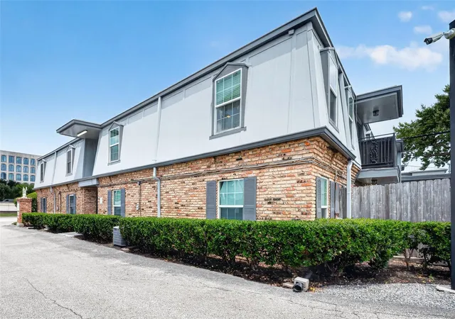 5th image of 3131 Sw Fwy, Houston, TX 77098