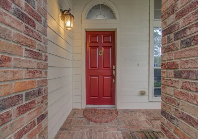 Photo 3 of Single family home for sale at 8710 Rocky Knoll Ln, Rosenberg, TX 77469 | MLS# 60957878 | Listing updated on 2026-09-19