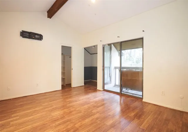 2nd image of 11711 Memorial Dr, Houston, TX 77024