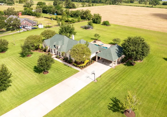 image of 1030 Lillian Ln, Crosby, TX 77532 | MLS# 54834258