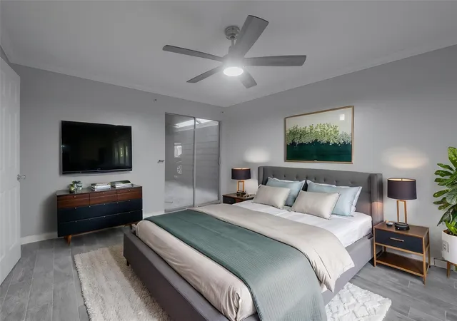 3rd image of 2511 Marilee Ln, Houston, TX 77057