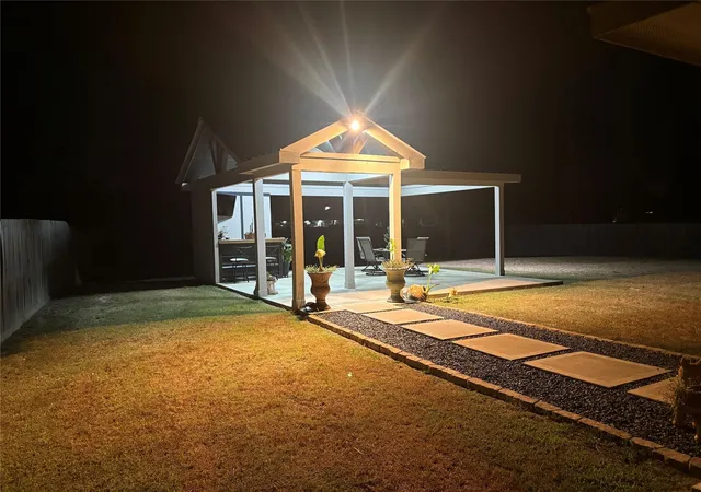 Photo 4 of Single family home for sale at 811 Republic Rd, New Caney, TX 77357 | MLS# 28156478 | Listing updated on 2026-09-19