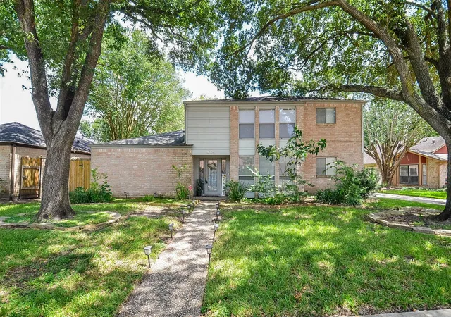 Photo 1 of Single family home for sale at 9115 Chesney Downs Dr, Houston, TX 77083 | MLS# 19976622 | Listing updated on 2026-08-16