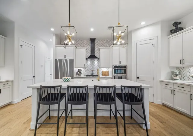 3rd image of 1912 Hoskins Dr, Houston, TX 77080 | MLS# 5988193