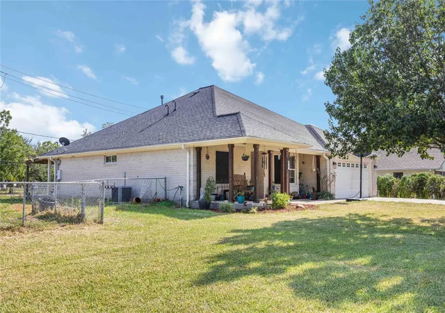 25th image of 507 Shore Acres Blvd, La Porte, TX 77571 | MLS# 26032245