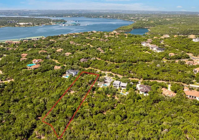 5th image of 17604 Regatta View Dr Dr, Jonestown, TX 78645 | MLS# 56560797