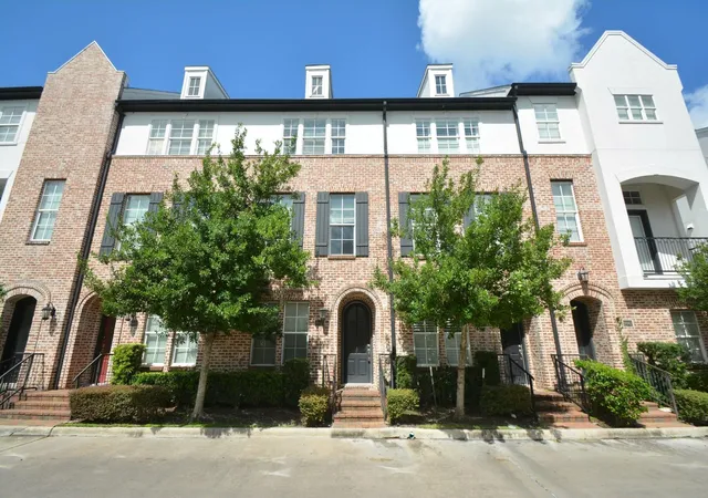 1st image of 9446 London Bridge Sta, Houston, TX 77045 | MLS# 81330562