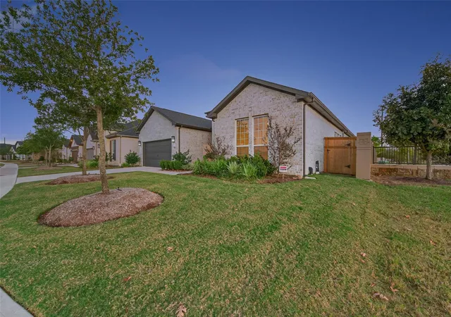 2nd image of 28939 Shady Grove Ln, Fulshear, TX 77441 | MLS# 45436541