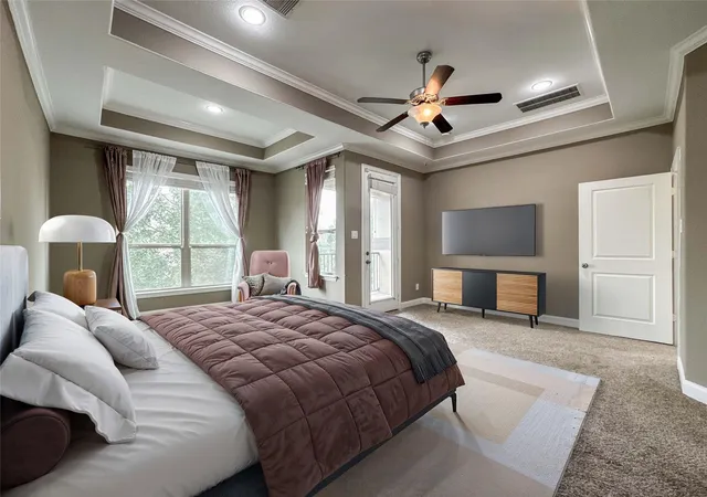 2nd image of 717 Via Lago, Webster, TX 77598 | MLS# 57503527