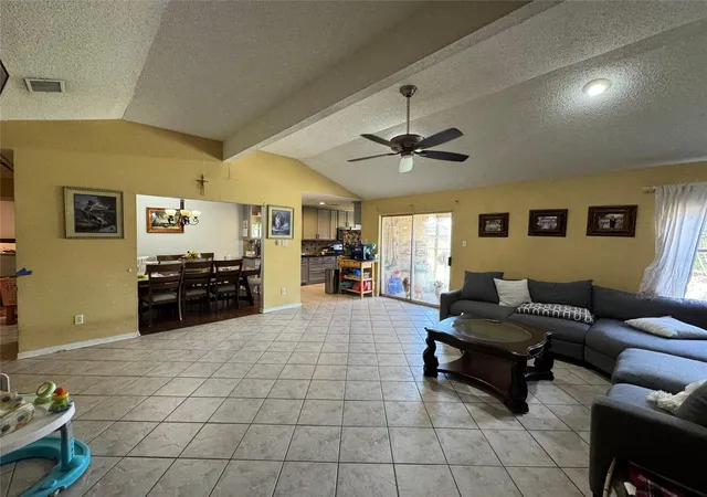 5th image of 13831 Aspen Hollow Ln, Houston, TX 77082 | MLS# 62820956