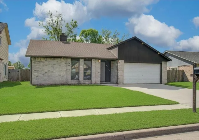 1st image of 14854 Shottery Dr, Houston, TX 77015 | MLS# 35388618