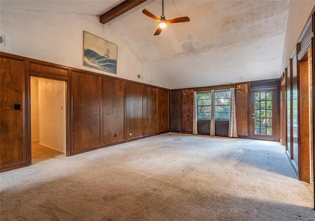 Photo 3 of Single family home for sale at 43 Quintana Dr, Galveston, TX 77554 | MLS# 46456628 | Listing updated on 2026-09-14