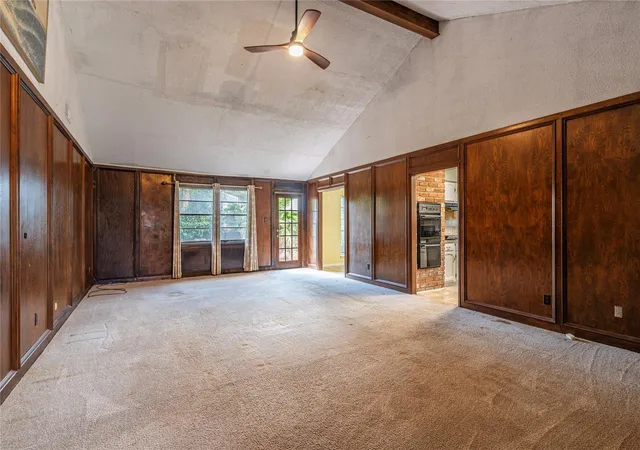 Photo 4 of Single family home for sale at 43 Quintana Dr, Galveston, TX 77554 | MLS# 46456628 | Listing updated on 2026-09-14
