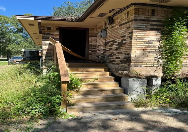 1st image of 7550 Village Ln, Beaumont, TX 77713 | MLS# 48489626
