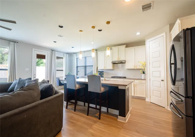 5th image of 1991 Honey Meadow Lane Lane, Houston, TX 77089 | MLS# 72737921