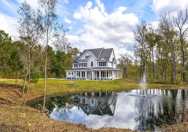 Photo 2 of Single family home for sale at 14882 Gingham Rd, Montgomery, TX 77356 | MLS# 19876348 | Listing updated on 2026-09-19