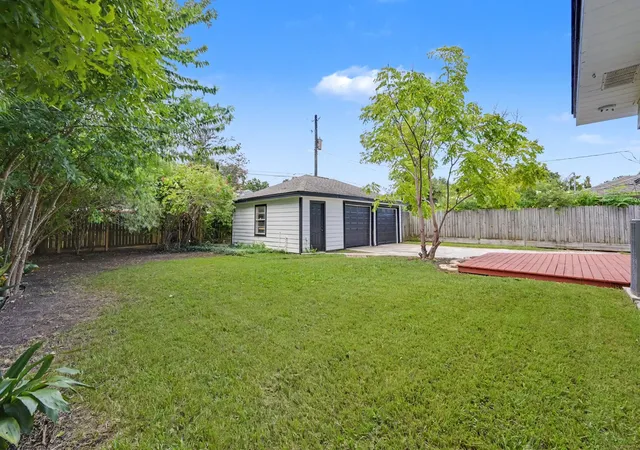 3rd image of 9613 Westview Dr, Houston, TX 77055 | MLS# 66730964