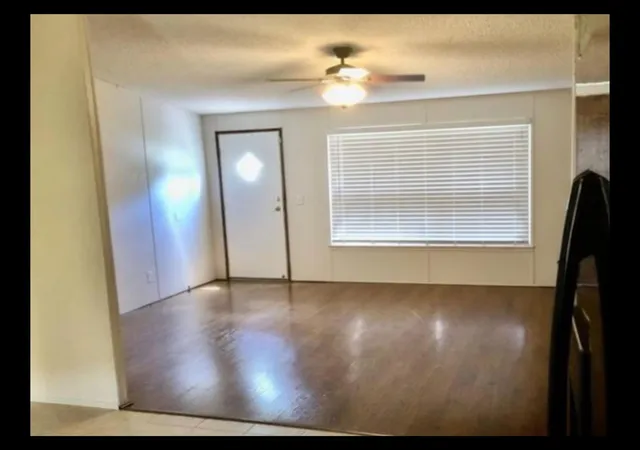 4th image of 2107 Smith St, Waller, TX 77484 | MLS# 79835764