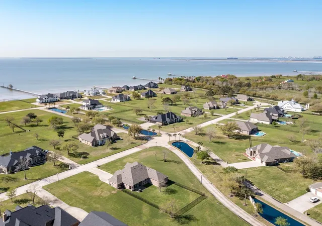Photo 4 of Land for sale at 6403 Dow Reef Dr, Beach City, TX 77523 | MLS# 28180878 | Listing updated on 2026-08-21