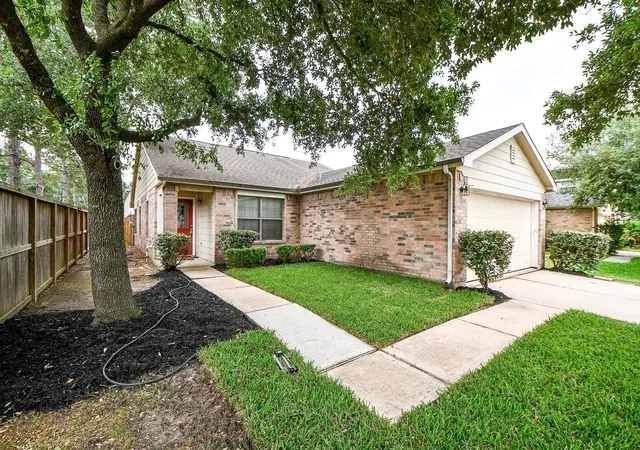 Photo 1 of Single family home for sale at 29530 Legends Glen Dr, Spring, TX 77386 | MLS# 48170096 | Listing updated on 2026-09-15