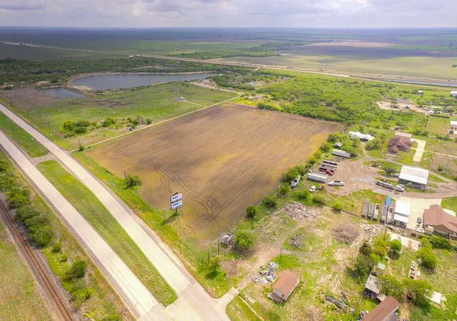 Photo 3 of Land for sale at Tbd US Hwy 77, Driscoll, TX 78408 | MLS# 82341124 | Listing updated on 2026-09-11