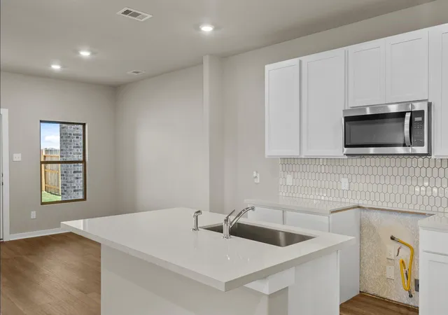 5th image of 2918 Wind Cave Ln, Rosharon, TX 77583 | MLS# 44553087