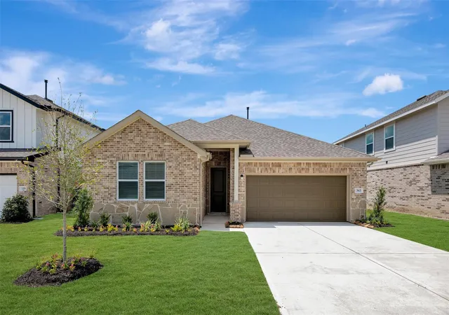 Photo 2 of Single family home for sale at 343 W Rose Marie Ln, Montgomery, TX 77356 | MLS# 43237529 | Listing updated on 2026-09-20