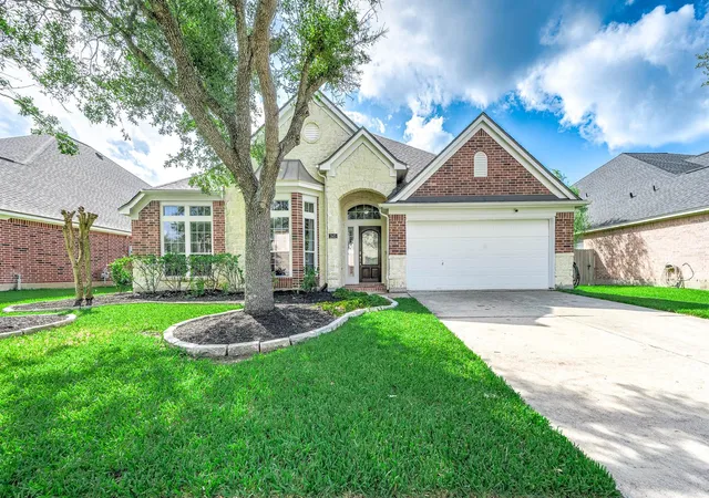 1st image of 2603 Brightlake Way Ln, Pearland, TX 77584 | MLS# 82846456
