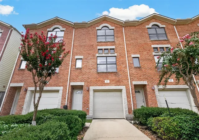 Photo 1 of Townhouse for sale at 3501 Link Valley Dr #303, Houston, TX 77025 | MLS# 37167171 | Listing updated on 2026-09-01