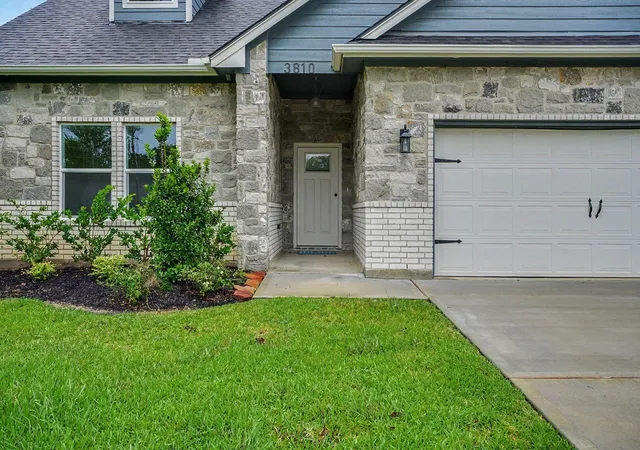 4th image of 3810 Jackson, Santa Fe, TX 77517 | MLS# 42040002