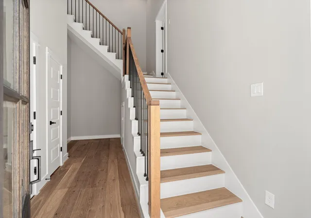 Photo 3 of Single family home for sale at 1175 W 19th Street, Houston, TX 77008 | MLS# 94405172 | Listing updated on 2026-09-19