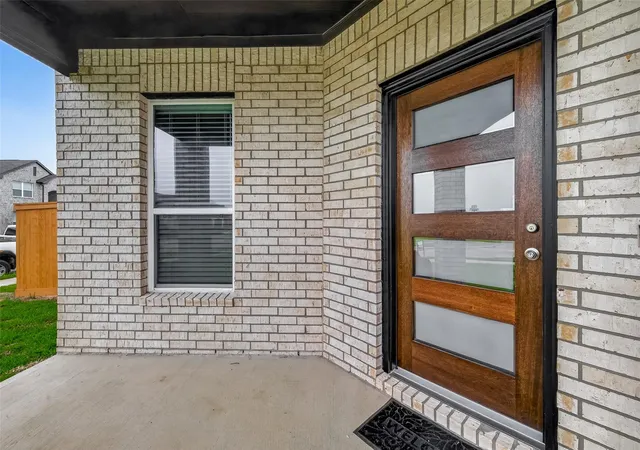 Photo 3 of Single family home for sale at 5907 Bright Keel Dr, Katy, TX 77493 | MLS# 23670911 | Listing updated on 2026-08-11