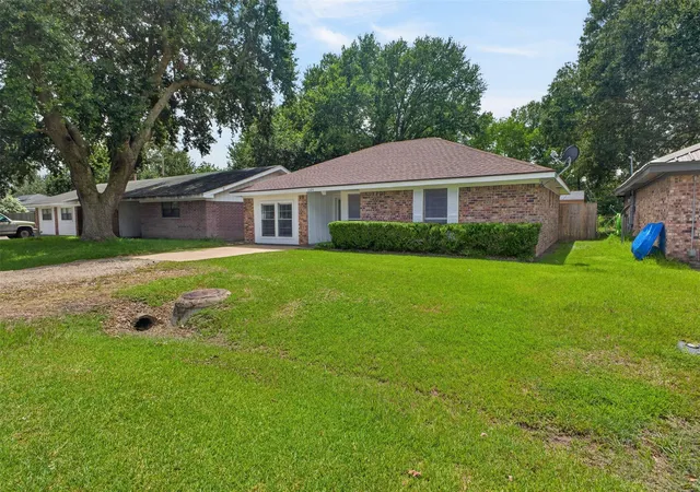 29th image of 1320 W Palm Dr, Winnie, TX 77665 | MLS# 89512919
