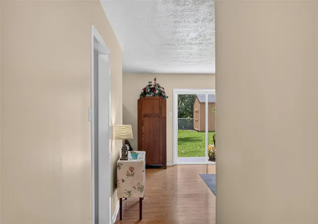 2nd image of 1320 W Palm Dr, Winnie, TX 77665 | MLS# 89512919