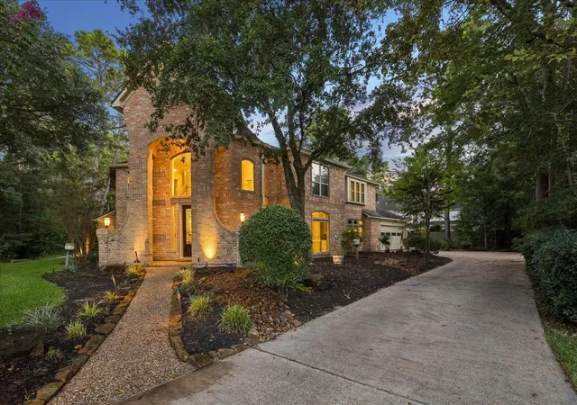 Photo 1 of Single family home for sale at 44 Dovewood Pl, Spring, TX 77381 | MLS# 62630170 | Listing updated on 2026-08-15