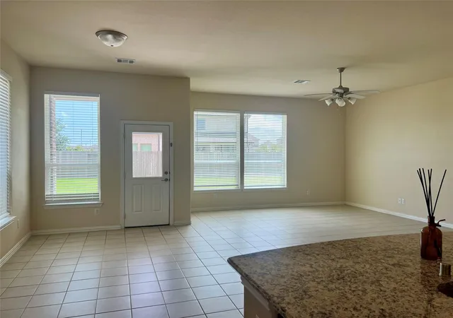 3rd image of 13201 Anchor Isle Ct, La Marque, TX 77568 | MLS# 26630395